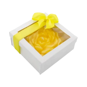 گیفت شمع گل آلاله زرد با باکس پاپیون دار